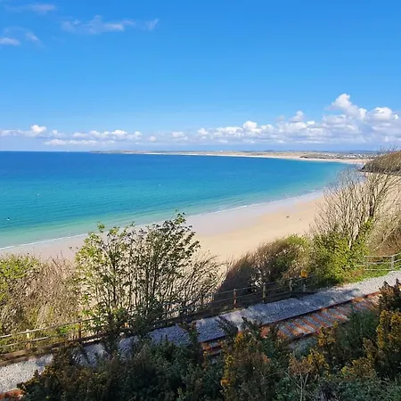 Calloose 5* Hayle