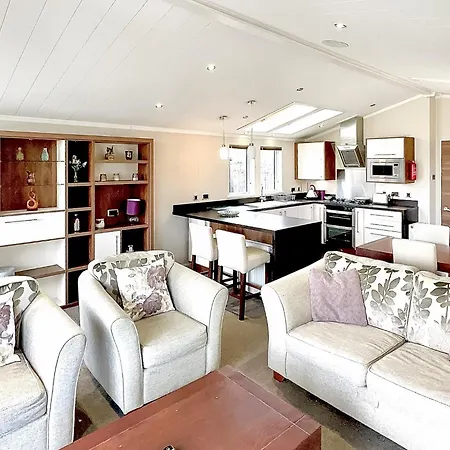 Calloose Holiday park 5*